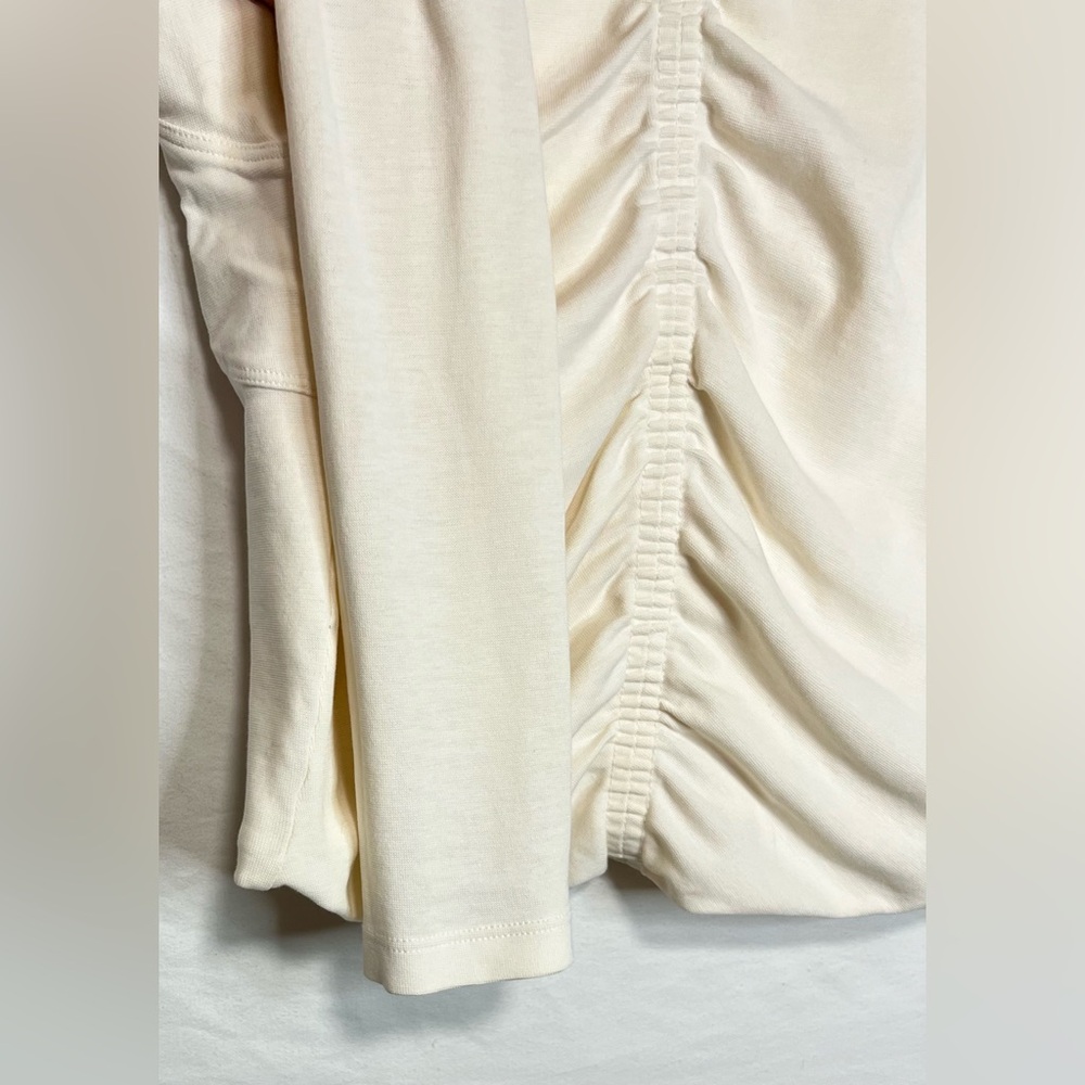 Lululemon Find your Feeling Long Sleeve Gathered Ruched Crop Top Activewear Gym - Picture 9 of 12